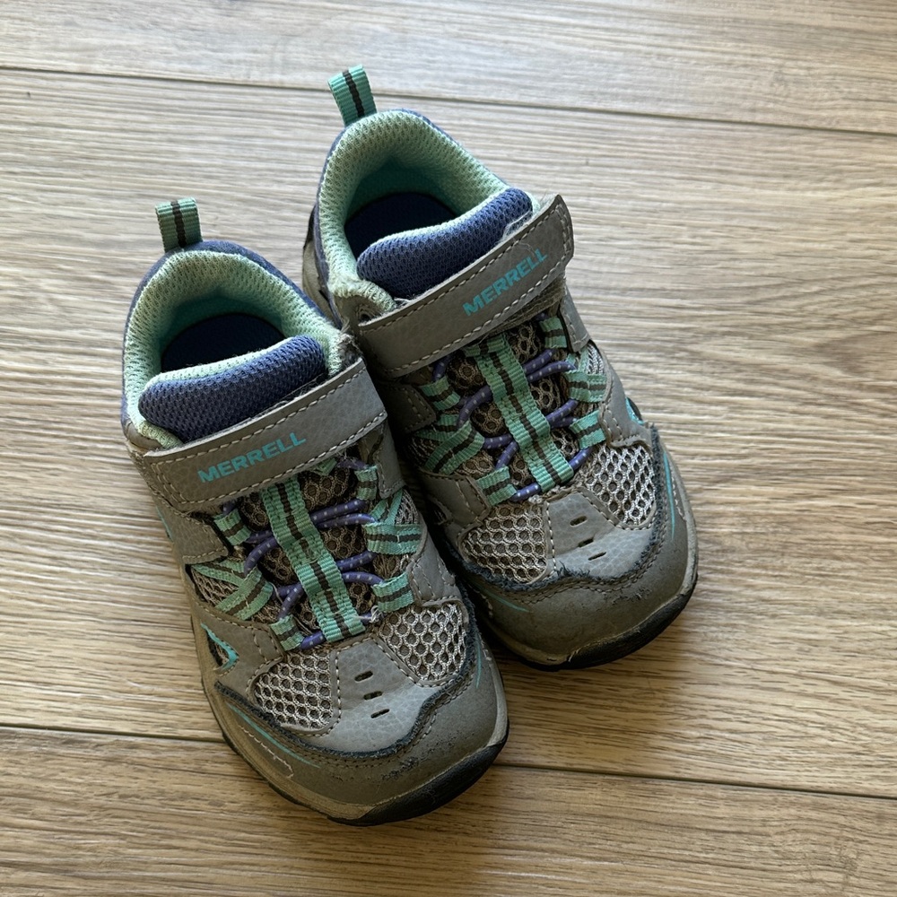 Merrell Kids' Sneakers in Gray and Green